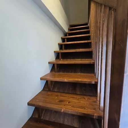 別荘 Casavero カステル・ディ・サングロ